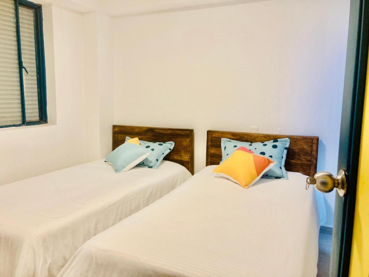 Hostal Casa Lantana La Candelaria Bogotá Eksteriør bilde